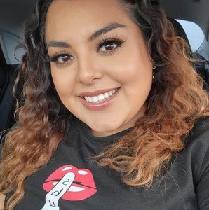 Meet your Posher, Eunice